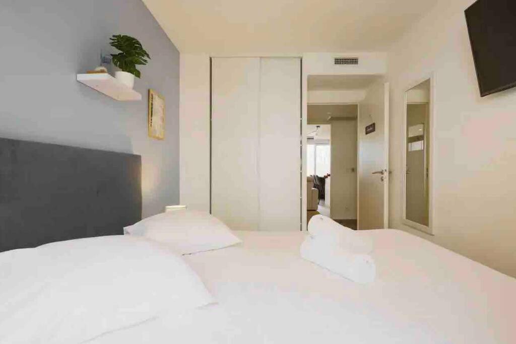Logement Moderne Luxueux Parking Ac Cote De La Mer Nice Exterior foto