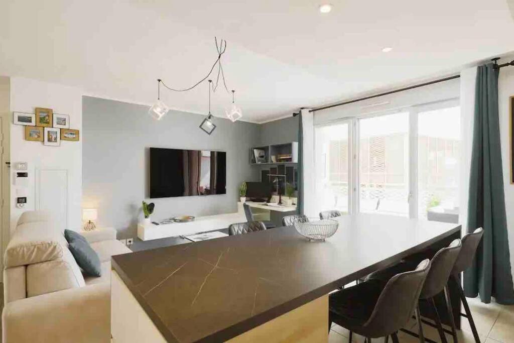 Logement Moderne Luxueux Parking Ac Cote De La Mer Nice Exterior foto